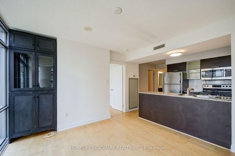 Photo 13 at 1508 - 38 Grenville Street, Bay Street Corridor, Toronto