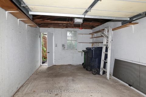 Photo 25 at 178 Delaware Avenue, Little Italy, Toronto