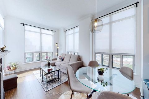 Photo 2 at PH7 - 2087 Lake Shore Boulevard W, Mimico, Toronto