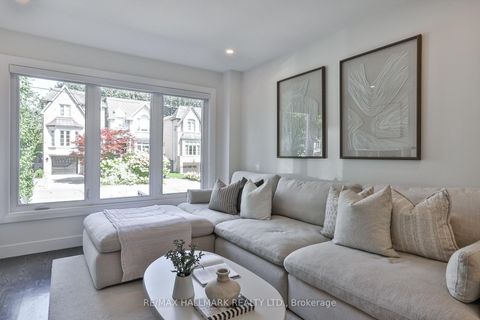 Photo 6 at 163 Roe Avenue, Nortown, Toronto