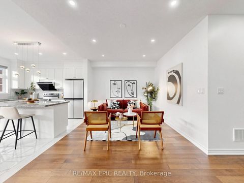 Photo 2 at 15 Vedette Way, Vellore Village, Vaughan