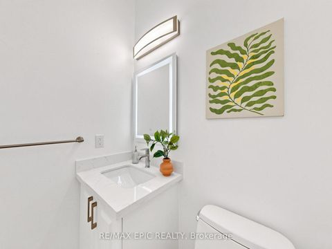 Photo 20 at 15 Vedette Way, Vellore Village, Vaughan