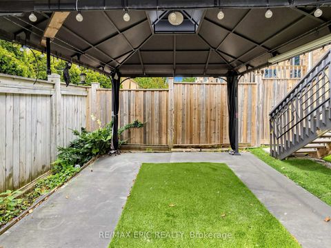 Photo 48 at 15 Vedette Way, Vellore Village, Vaughan