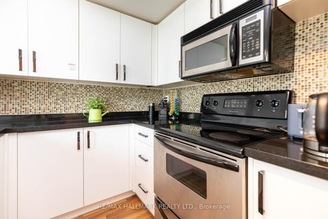 Photo 6 at 314 - 21 Earl Street, North St. James Town, Toronto