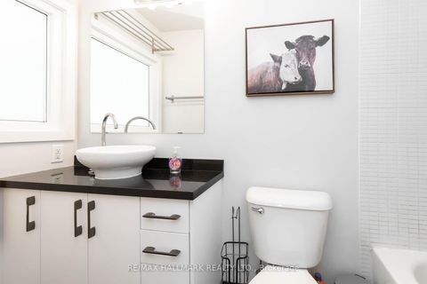 Photo 18 at 314 - 21 Earl Street, North St. James Town, Toronto