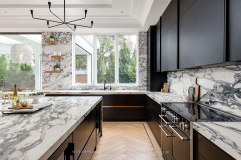 Photo 8 at 18 Blair Athol Crescent, Rosethorn, Toronto