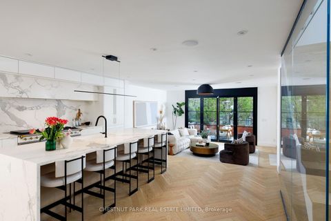Photo 14 at 27 Boswell Avenue, Annex, Toronto