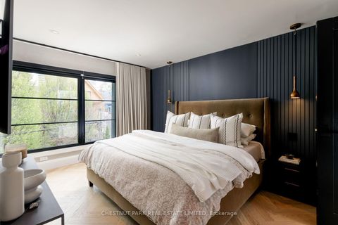 Photo 26 at 27 Boswell Avenue, Annex, Toronto