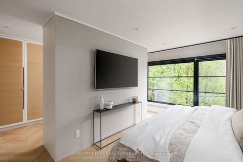 Photo 27 at 27 Boswell Avenue, Annex, Toronto