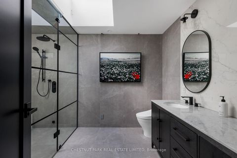 Photo 30 at 27 Boswell Avenue, Annex, Toronto