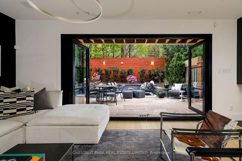 Photo 46 at 27 Boswell Avenue, Annex, Toronto