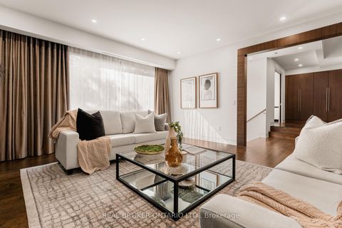 Photo 3 at 436 Glengarry Avenue, Nortown, Toronto
