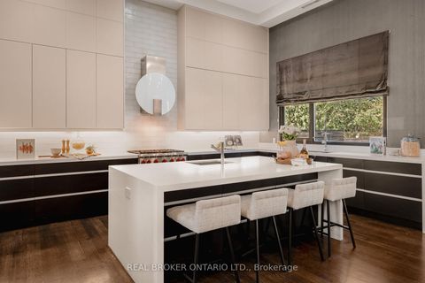 Photo 10 at 436 Glengarry Avenue, Nortown, Toronto