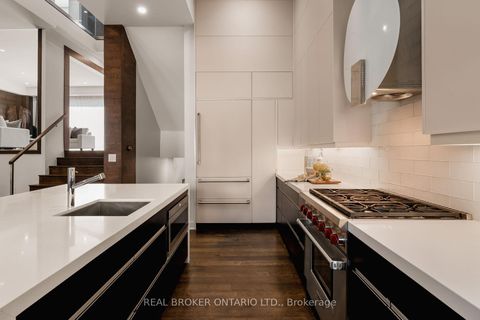 Photo 13 at 436 Glengarry Avenue, Nortown, Toronto