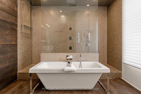 Photo 21 at 436 Glengarry Avenue, Nortown, Toronto