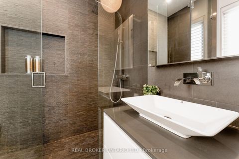 Photo 28 at 436 Glengarry Avenue, Nortown, Toronto