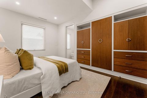 Photo 31 at 436 Glengarry Avenue, Nortown, Toronto