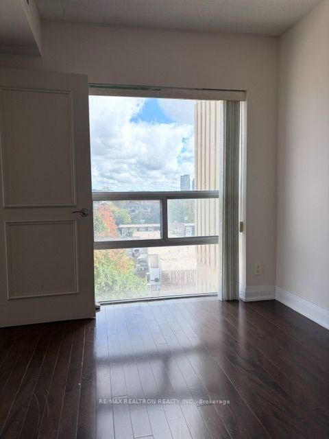 Photo 8 at 708 - 2737 Keele Street, CFB, Toronto