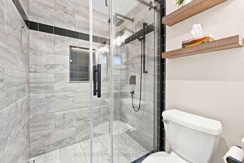 Photo 13 at 20 Ringwood Crescent, Henry Farm, Toronto