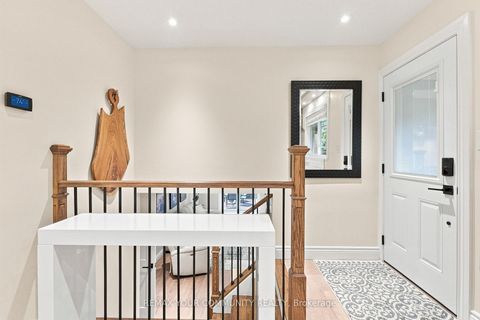 Photo 29 at 20 Ringwood Crescent, Henry Farm, Toronto