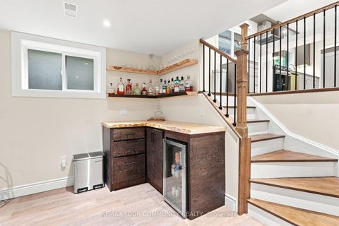 Photo 35 at 20 Ringwood Crescent, Henry Farm, Toronto