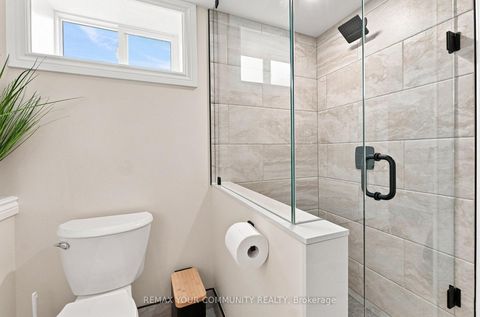 Photo 40 at 20 Ringwood Crescent, Henry Farm, Toronto
