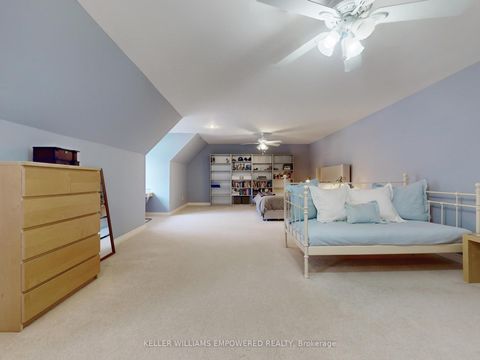 Photo 21 at 544 Woodland Acres Crescent, Rural Vaughan, Vaughan