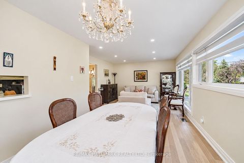 Photo 12 at 31 Wishing Well Drive, Sullivan, Toronto