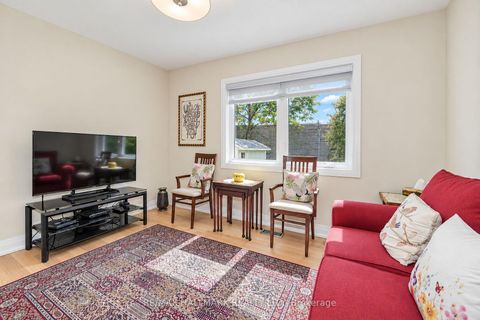 Photo 21 at 31 Wishing Well Drive, Sullivan, Toronto