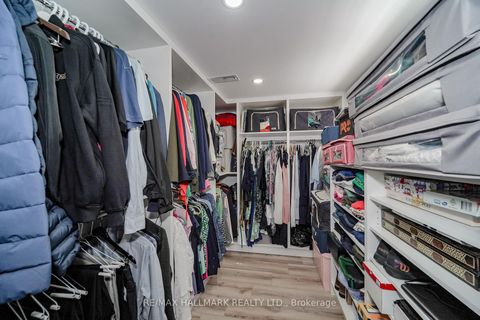 Photo 27 at 31 Wishing Well Drive, Sullivan, Toronto