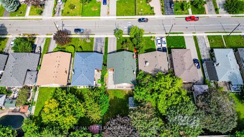 Photo 39 at 31 Wishing Well Drive, Sullivan, Toronto