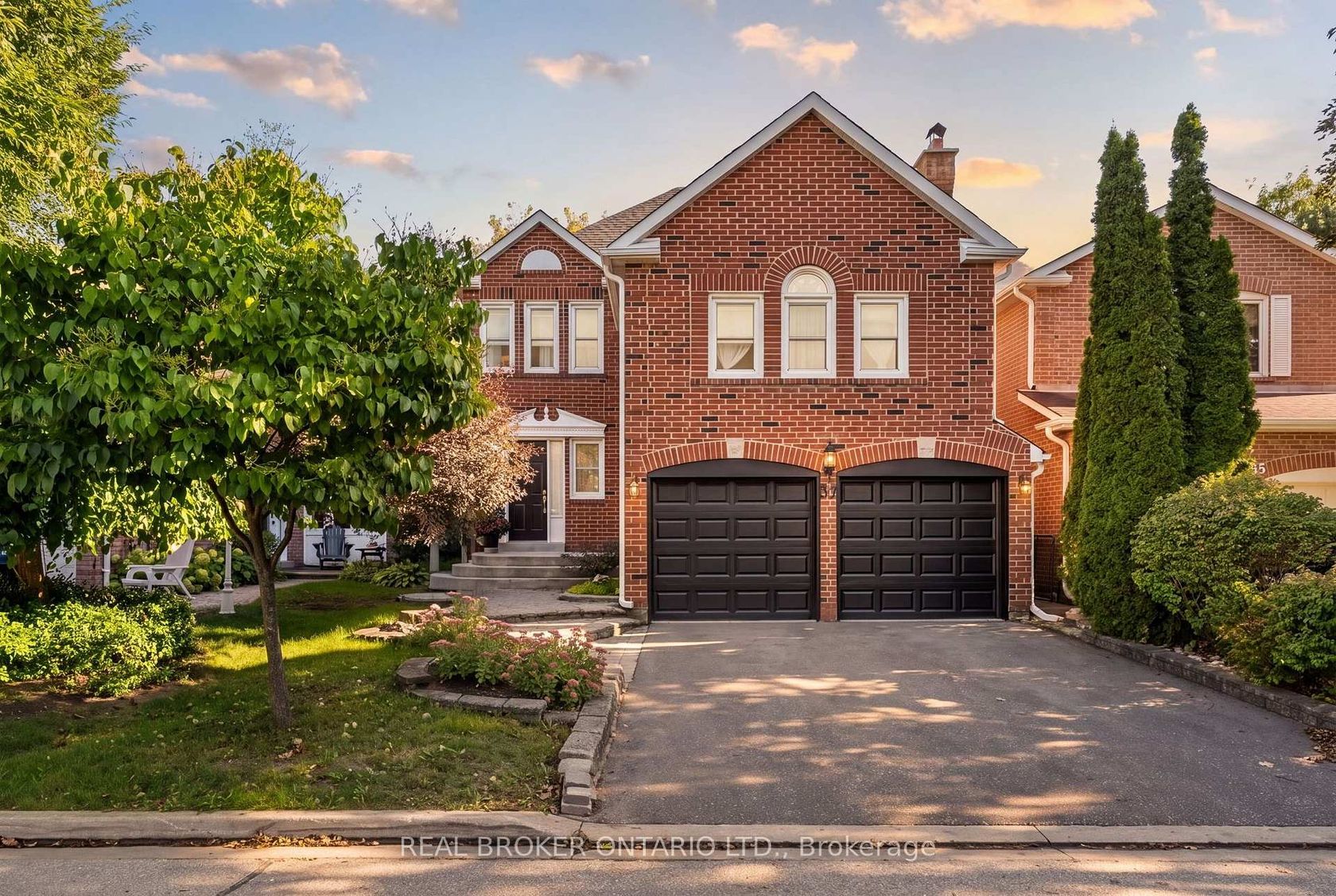37 Jessica Gardens, Yorkhill, Vaughan photo number 2