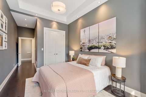 Photo 15 at 192 Erskine Avenue, Mount Pleasant East, Toronto