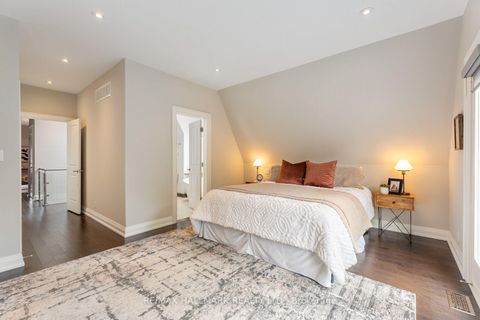 Photo 31 at 192 Erskine Avenue, Mount Pleasant East, Toronto