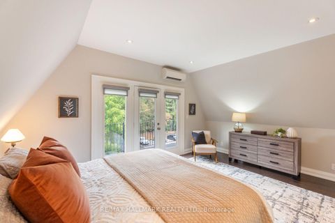 Photo 32 at 192 Erskine Avenue, Mount Pleasant East, Toronto