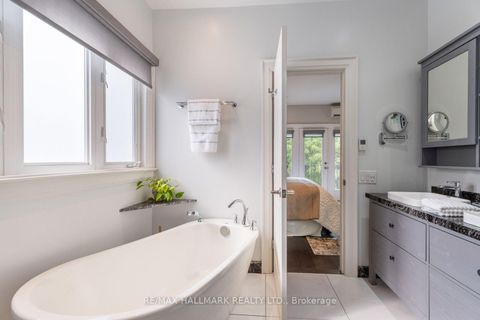 Photo 35 at 192 Erskine Avenue, Mount Pleasant East, Toronto