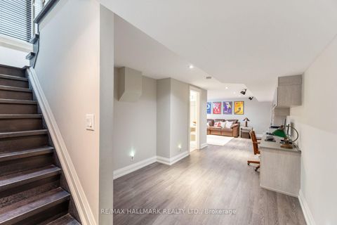Photo 38 at 192 Erskine Avenue, Mount Pleasant East, Toronto