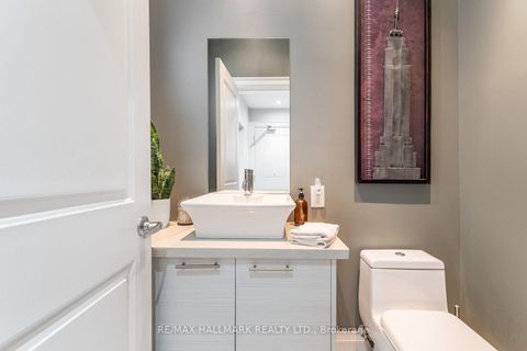Photo 39 at 192 Erskine Avenue, Mount Pleasant East, Toronto