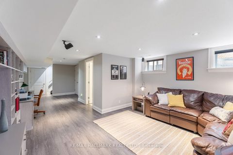 Photo 40 at 192 Erskine Avenue, Mount Pleasant East, Toronto