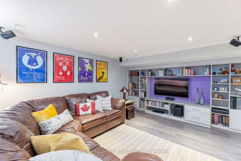 Photo 41 at 192 Erskine Avenue, Mount Pleasant East, Toronto