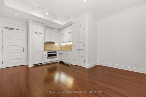 Photo 1 at 542 - 22 Leader Lane, Yonge Corridor, Toronto