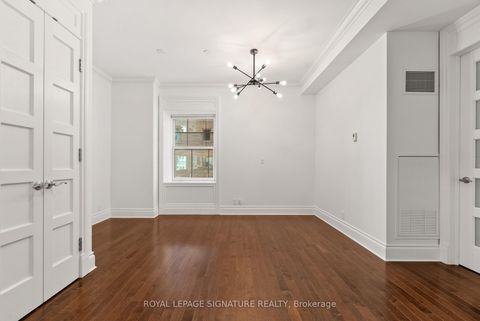 Photo 4 at 542 - 22 Leader Lane, Yonge Corridor, Toronto