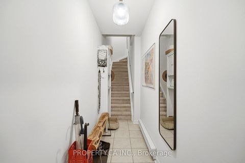 Photo 3 at 118 - 3 Everson Drive, Willowdale East, Toronto
