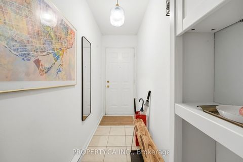 Photo 4 at 118 - 3 Everson Drive, Willowdale East, Toronto