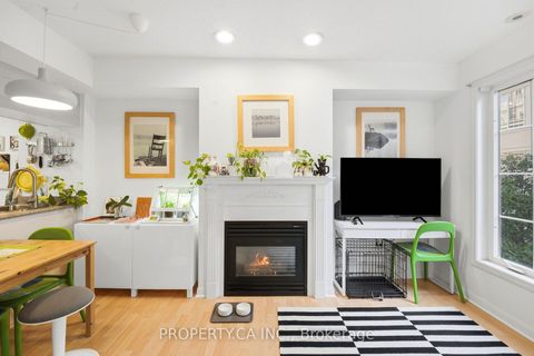Photo 8 at 118 - 3 Everson Drive, Willowdale East, Toronto