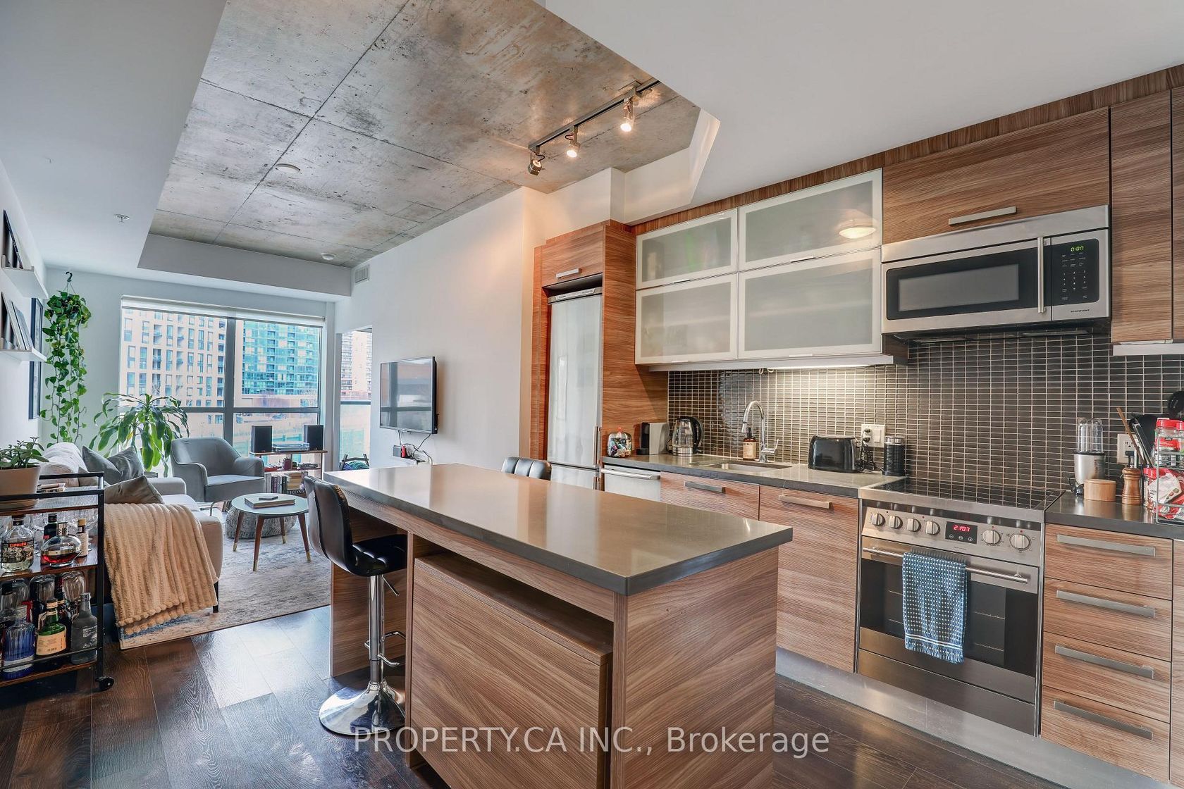 407 - 1205 Queen Street W, South Parkdale, Toronto 