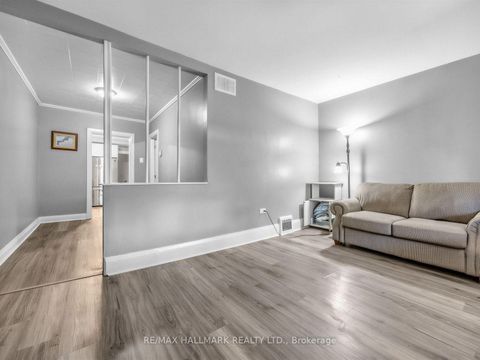 Photo 7 at 201 Linsmore Crescent, East York, Toronto