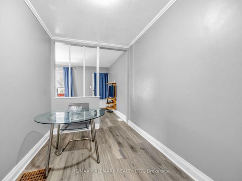 Photo 10 at 201 Linsmore Crescent, East York, Toronto