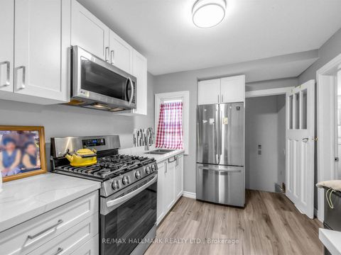 Photo 11 at 201 Linsmore Crescent, East York, Toronto