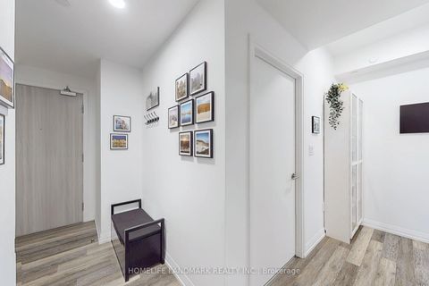 Photo 4 at 10 - 75 Canterbury Place, Willowdale West, Toronto